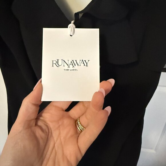 Black Vacanza Maxi Dress - Runaway the Label - NWT Size XL - Picture 3 of 7